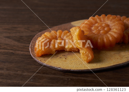 Yakka Korean sweets image 128361123