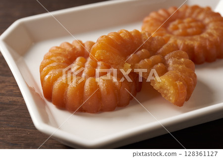 Yakka Korean sweets image 128361127