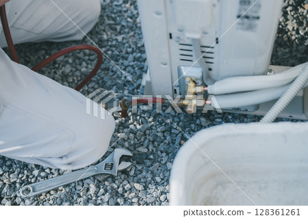 Air conditioner installation 128361261