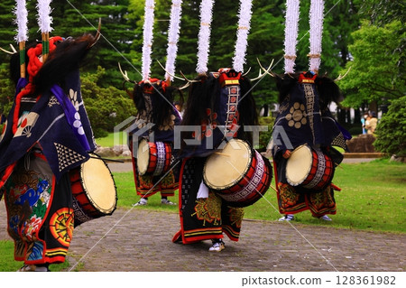 Iwate Prefecture Folk Performing Arts Performance Deer Dance Iwate Prefecture Folk Performing Arts Performance Deer Dance 128361982