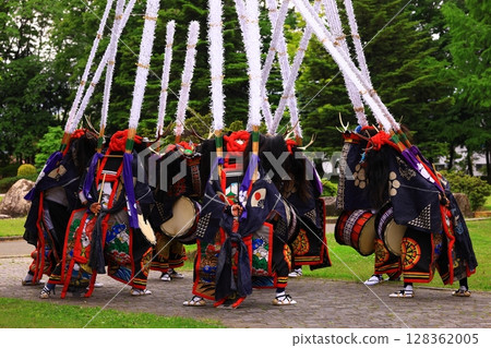 Iwate Prefecture Folk Performing Arts Performance Deer Dance Iwate Prefecture Folk Performing Arts Performance Deer Dance 128362005