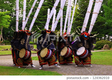 岩手縣民藝表演鹿舞 128362010