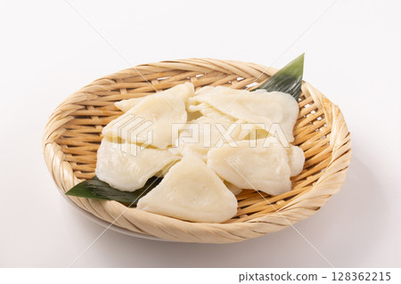 [Tono City, Iwate Prefecture] Boiled Hittsumi 128362215