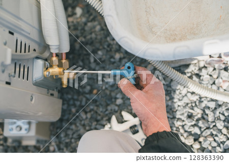 Air conditioner installation 128363390