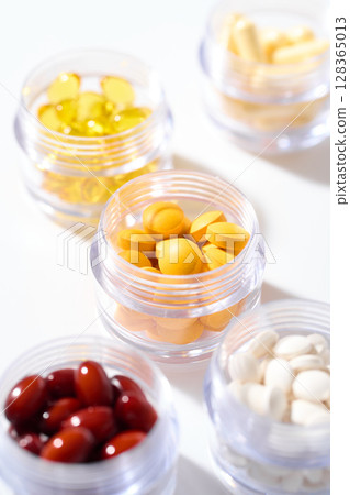 Supplement image Supplement image 128365013