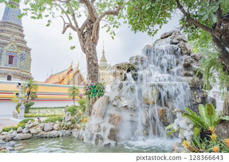 泰國曼谷臥佛寺 128366643
