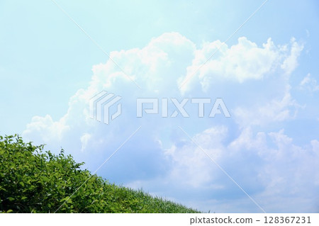 Summer blue sky and white clouds 128367231