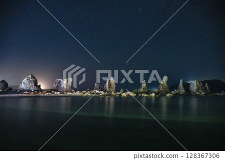 橋行岩之夜 128367306