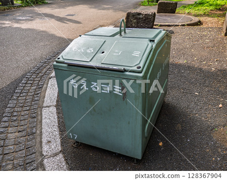 園區內設有分類垃圾桶 128367904