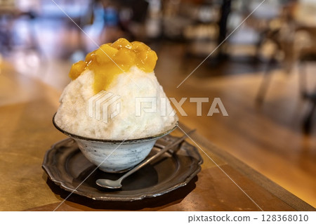 夏天最棒的芒果刨冰 128368010