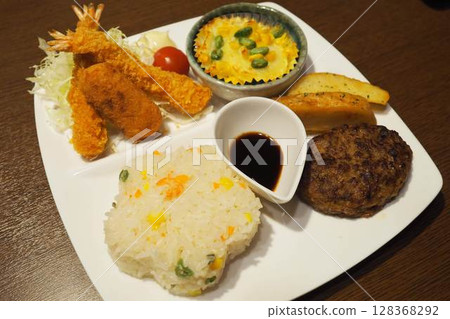 Ogresen lunch Ogresen lunch 128368292