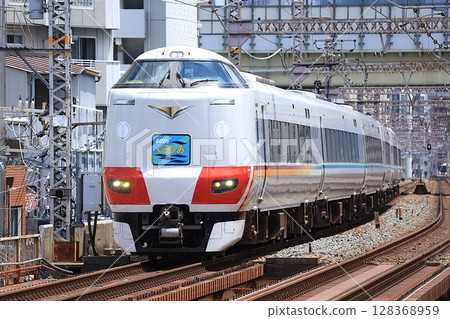 【JR西日本】287系特急「黑潮」~黑潮60週年~(梅田貨運線:大阪~西九條) 【JR西日本】287系特急「黑潮」~黑潮60週年~(梅田貨運線:大阪~西九條) 128368959