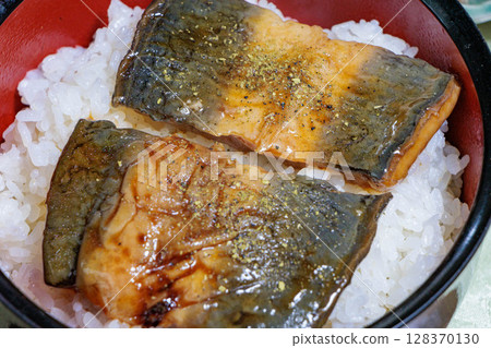 Delicious grilled eel 128370130