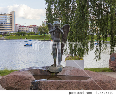 07.07.2025- Minsk, Belarus - Svislach river in the city. 128373540