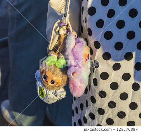 Popular key chain toy, attached to the purse Popular key chain toy, attached to the purse 128376887