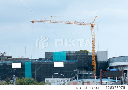 施工現場起重機 施工現場起重機 128378076