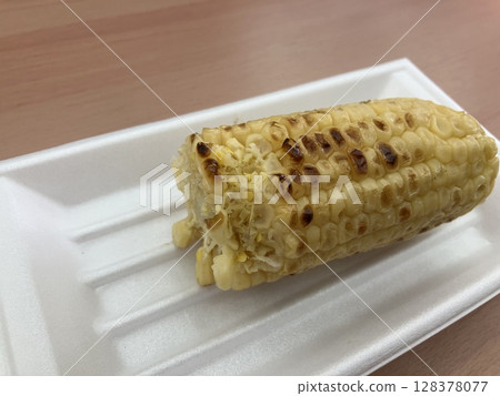 烤玉米粒 烤玉米粒 128378077