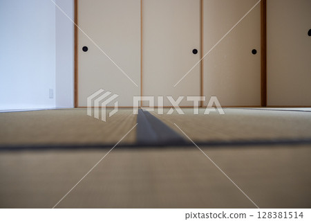 日式房間（附衣櫃） 128381514