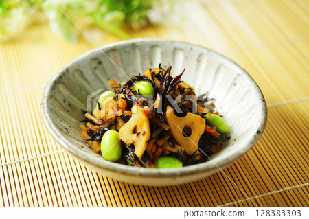 Simmered hijiki and edamame Simmered hijiki and edamame 128383303