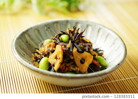 Simmered hijiki and edamame Simmered hijiki and edamame 128383311