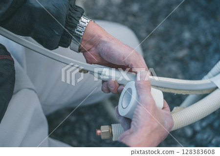 Air conditioner installation 128383608