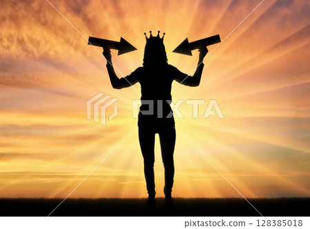Silhouette of a selfish woman with a crown on her head 128385018