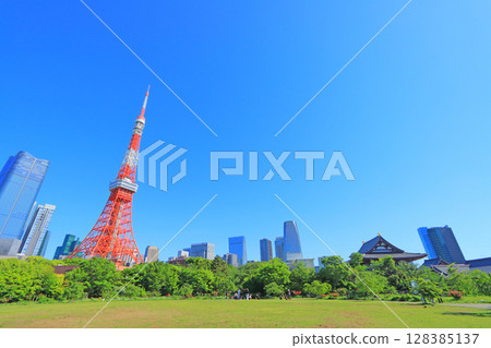 東京鐵塔和東京港區的新鮮綠地 128385137