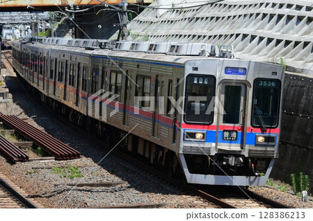 京成3500系更新車3536F 128386213