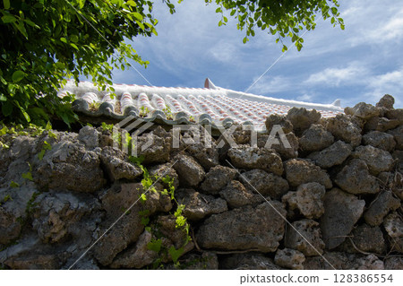 Stone walls and red tile roofs 1 Stone walls and red tile roofs 1 128386554