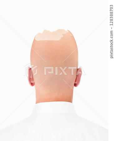 Conceptual image of a person's head shaped like an egg, cracked open with nothing inside Conceptual image of a person's head shaped like an egg, cracked open with nothing inside 128388703