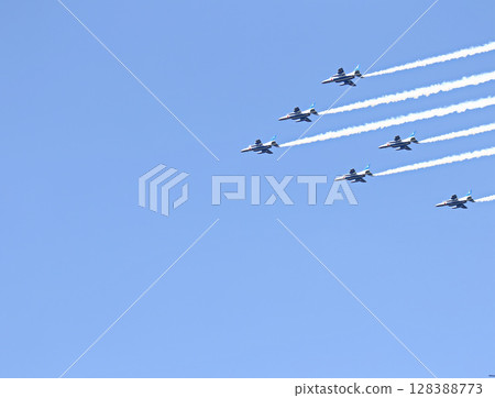 Kansai Expo 2025 Blue Impulse flying over the Yodo River 128388773