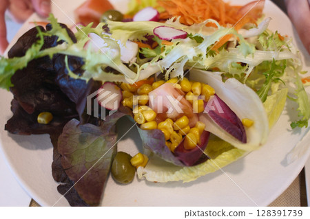 summer easy and tasty fresh salad receipts summer easy and tasty fresh salad receipts 128391739