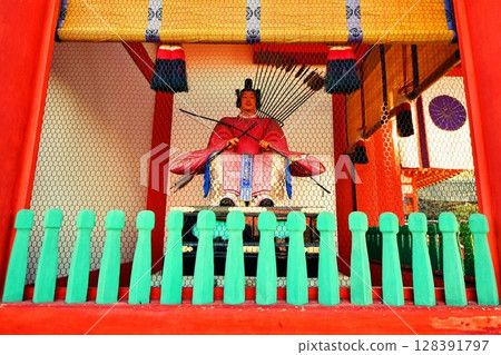 Kyoto Prefecture, Fushimi Inari Taisha Shrine, Tower Gate, Statues of the Left Minister and Agata, Fukakusa Yabunouchi-cho, Fushimi-ku, Kyoto City, February 2022 128391797