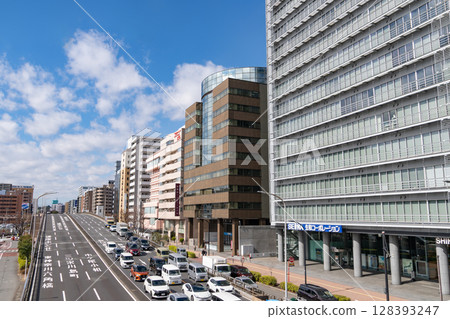 Station front view: Shin-Yokohama Station Station front view: Shin-Yokohama Station 128393247