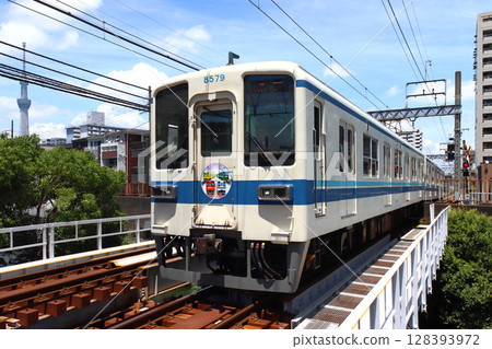 東武龜戶線8000系列車即將退役（單人：曳船⇔龜戶） 128393972