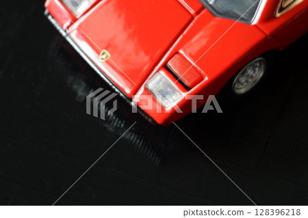 微型車(超級跑車) 微型車(超級跑車) 128396218