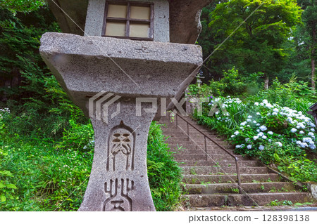 250708 神明神社 z096 128398138