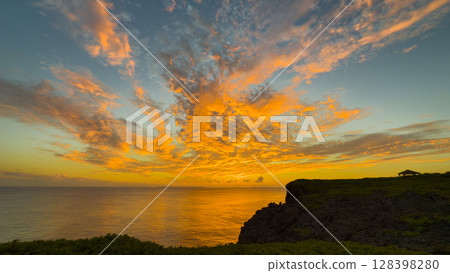 日出的天空 128398280