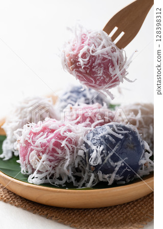 Thai coconut ball (Khanom Tom), Traditional Thai dessert  128398312