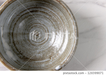 茶碗擺飾 陶器 茶碗擺飾 陶器 128399071