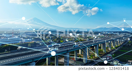 無人機空中俯瞰高速公路和數位技術概念橫幅和廣告的水平視覺 無人機空中俯瞰高速公路和數位技術概念橫幅和廣告的水平視覺 128401418