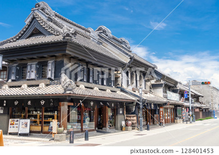 Saitama Prefecture, Kawagoe Ichibangai: A street lined with storehouses 128401453
