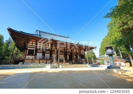 [和歌山縣]晴天高野山團上伽藍的近藤 128401693