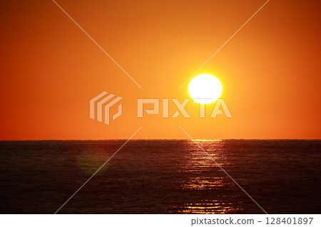 太陽升起 128401897