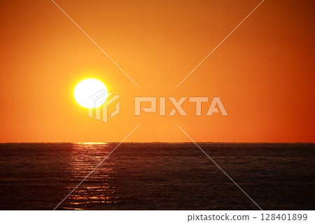 The rising sun 128401899