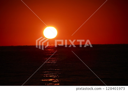 太陽升起 128401973