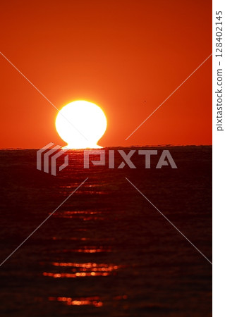 Dharma sunset 128402145