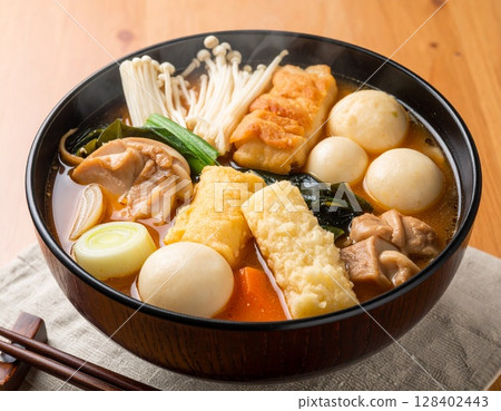 冬季溫暖的家常菜 冬季溫暖的家常菜 128402443