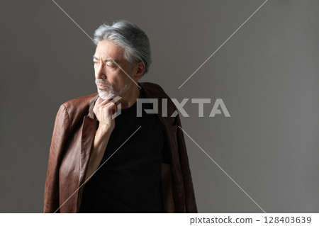 A man in a jacket 128403639