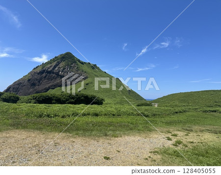 Photo of Onogame Walk, Sado Island, Niigata Prefecture Photo of Onogame Walk, Sado Island, Niigata Prefecture 128405055